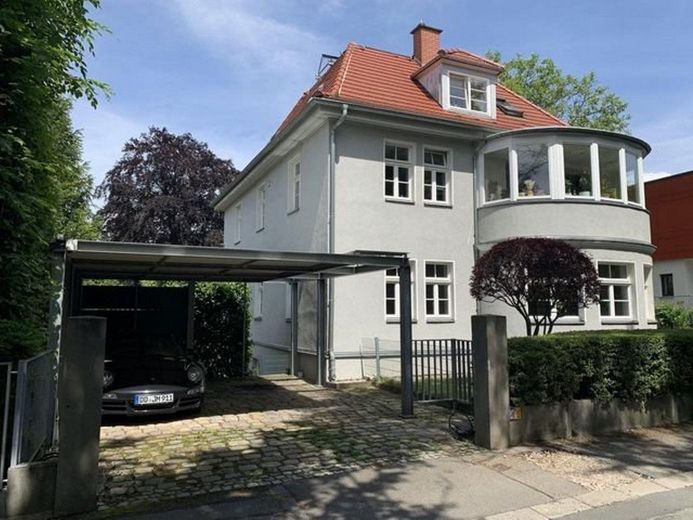 STADTVILLA - TEILBAR ODER ALS EINFAMILIENHAUS NUTZBAR – Objektansicht