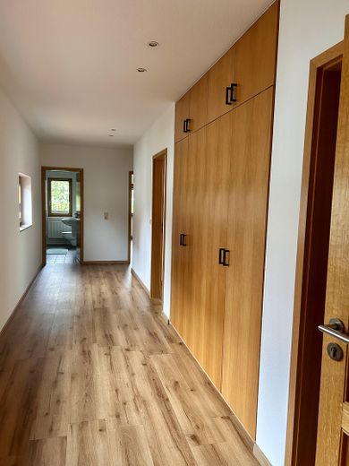 Provisionsfrei: Einfamilienhaus im Herzen von Großburgwedel – Foto 2