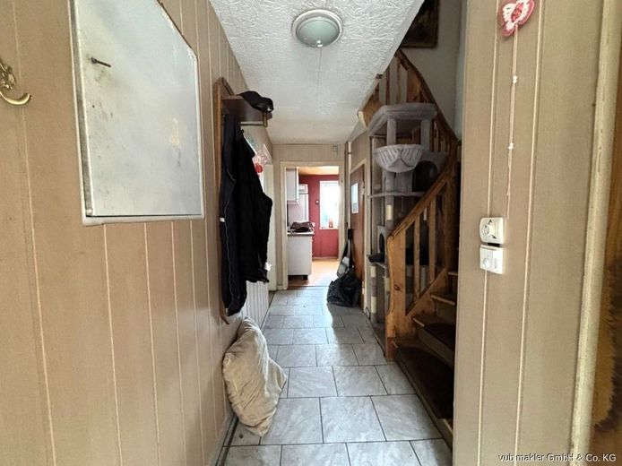 Projekt für Könner: Einfamilienhaus mit Nebengebäude in Selbitz – VUB0002342-2