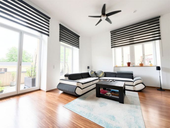 Inwestuj bez obaw! – Wohnzimmer