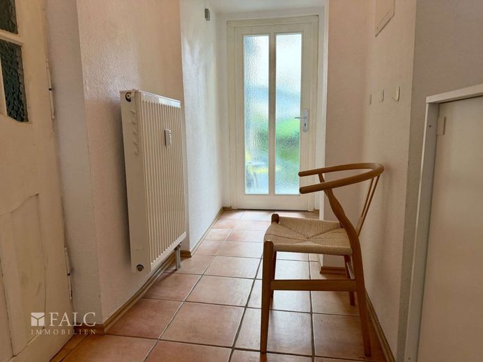 Lichtdurchflutete Altbauwohnung mit Terrasse in einer der begehrtesten Lagen Heidelbergs – Flur