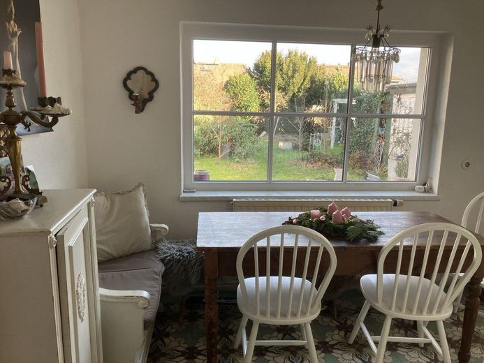 Essplatz im Anbau mit Blick