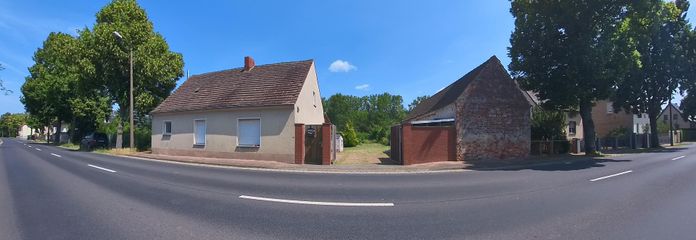 Straßenfront