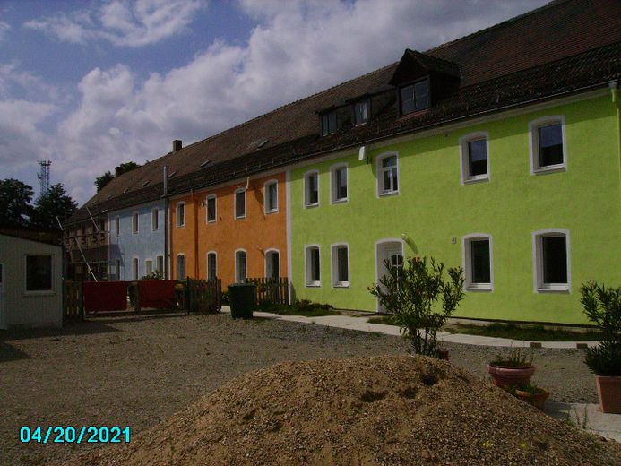 Edificio plurifamiliare - 10 unità abitative - 550 m² - PARZIALMENTE RISTRUTTURATO - 06679 GRANSCHÜTZ - 360000€ – Foto 3