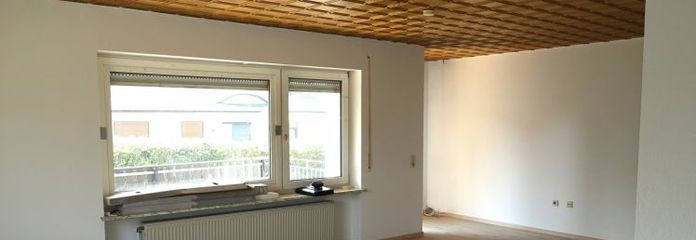 *** ONE HOUSE – MANY POSSIBILITIES! Potential for up to 3 residential units in Wörnitz ***