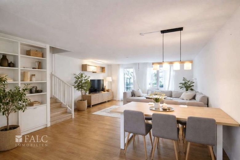 *Reserv.* BEZUGSFREI! Happy (Reihen-)End Haus - FALC Immobilien – offener Wohn- Essbereich
