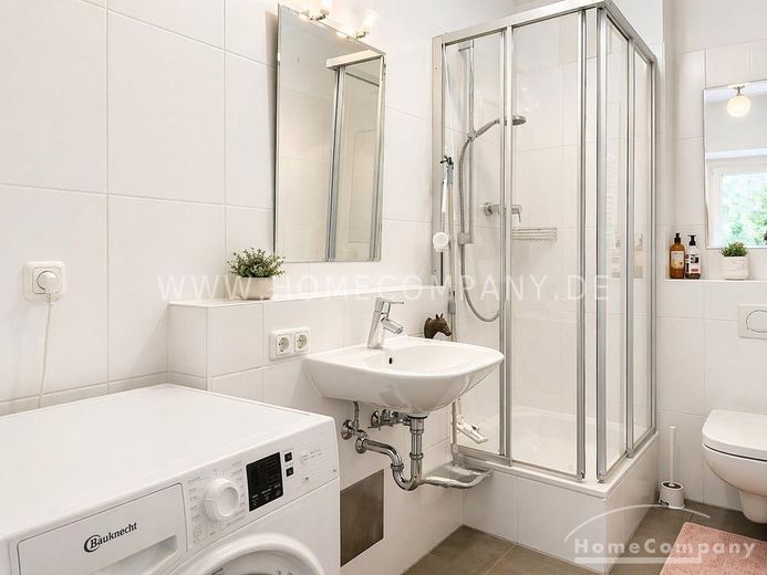 ***Stilvoll wohnen in Bogenhausen – hochwertig möblierte 3-Zimmer-Wohnung in Toplage – 4eec85f47d2ed136fd4147f9fb9314d53128de87.jpg