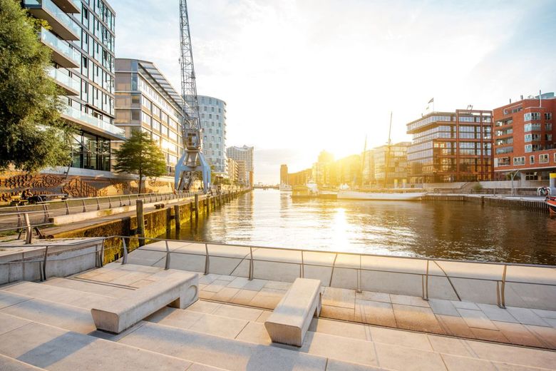 Premiumlage am Wasser - Gewerbefläche in der Hamburger HafenCity – Hafen City