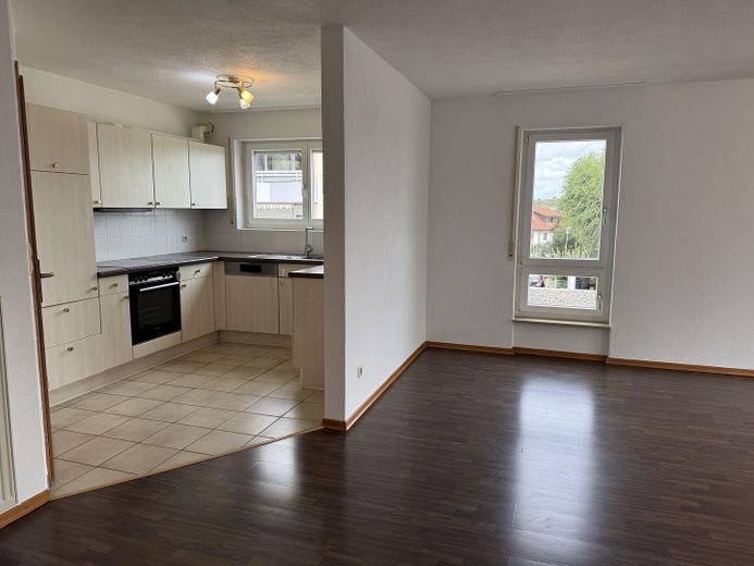 3,5-Zimmer-Wohnung mit Balkon & Garage – ideal für Grenzgänger (Nähe Rafz) – Foto 12