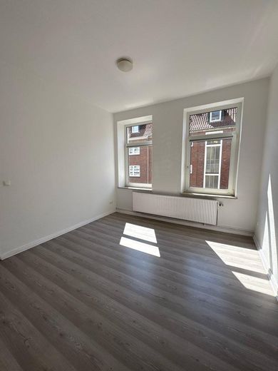 Helle 2-Zimmer-Wohnung in Wilhelmshaven – frisch renoviert – Wohnzimmer
