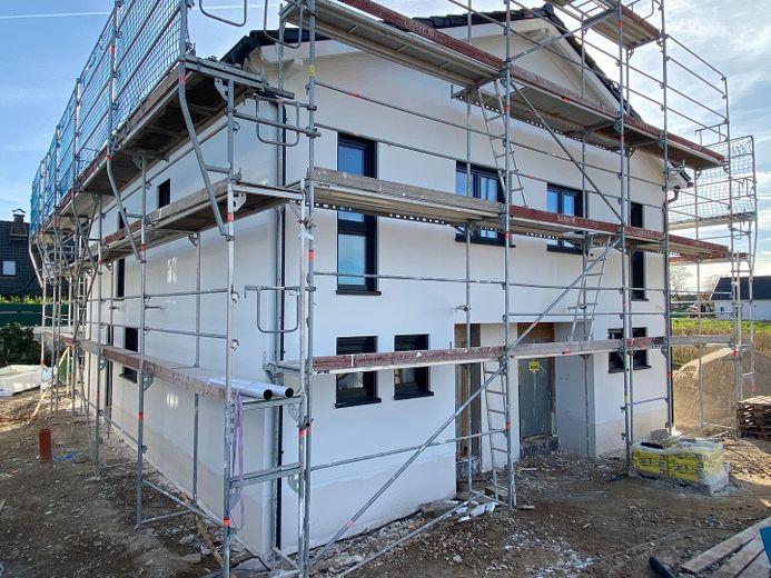 Frontansicht Stand 11/2025