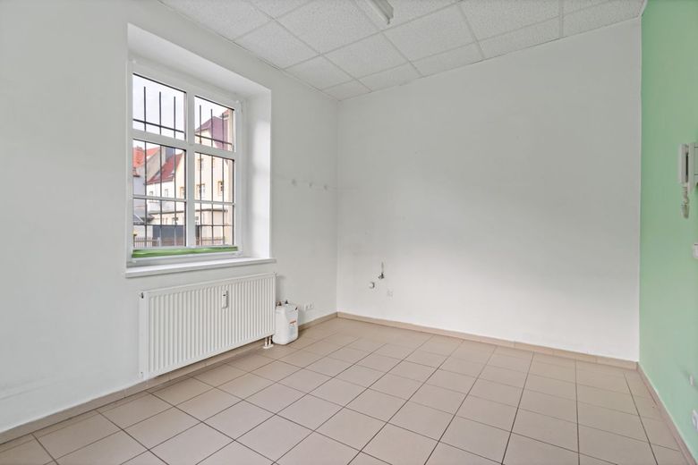 Attraktive Gewerbefläche in Leuna! – Raum