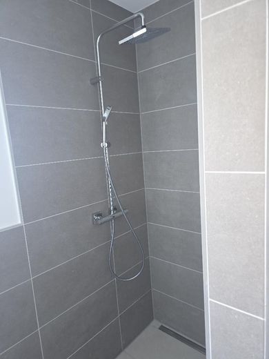 Zentral & Gemütlich: Attraktive 4-Zimmer-Wohnung in Eschborn – Foto 3