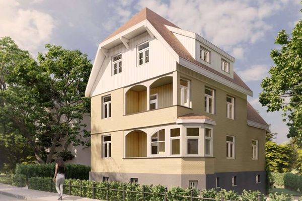 TARİHİ ESER! Tadilat gerektiren Villa Hedwig, Schömberg kaplıca beldesinde, yaklaşık 236 m² yaşam alanı, komisyonsuz