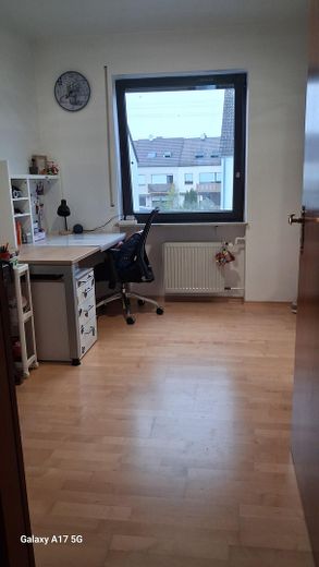 Schönes Haus mit vier Zimmern in Main-Taunus-Kreis, Hattersheim-Okriftel – KinderZimmer 2