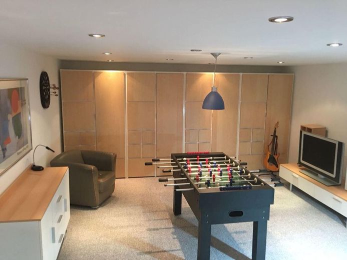 Kellerraum (Einrichtungsbsp.)