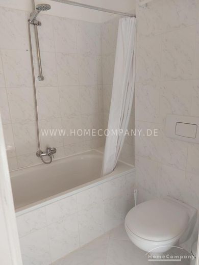 Traumhafte, neu renovierte 2-Zimmer-Wohnung in historischem Lübecker Alstadthaus – 93b4805f4e2789ce489c5af28a3441724412e697.jpg