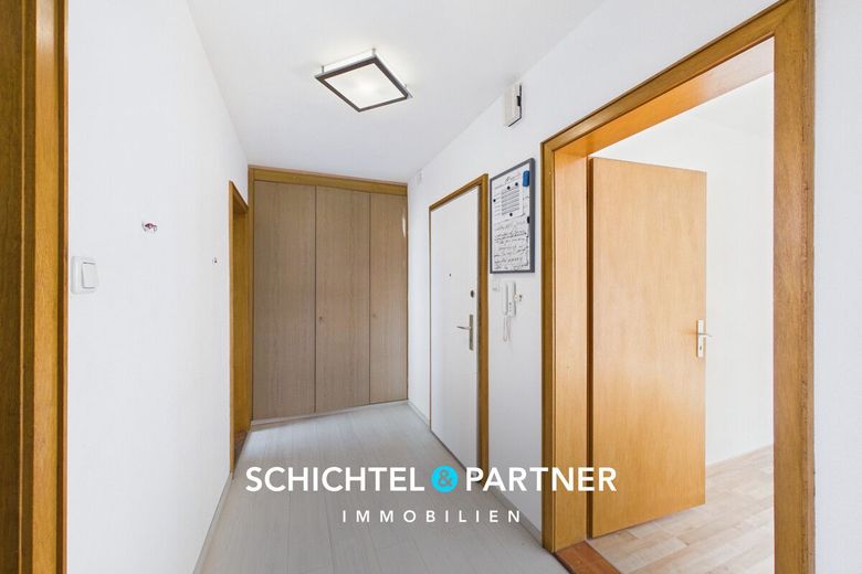Lehe | Gepflegte 2-Zimmer-Wohnung mit Balkon in guter Lage &amp; Anbindung – S&amp;P | Flur