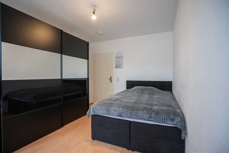 Appartement élégant de 2 pièces avec balcon et cuisine équipée à Saulheim - sans commission – Foto 4