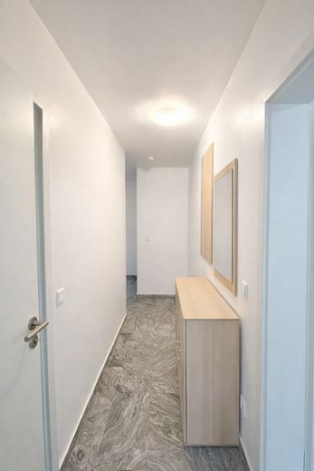 Provisionsfreie 4-Zimmer-Wohnung in Biebrich – modernisiert, Klima, Fußbodenheizung, EBK – Foto 7