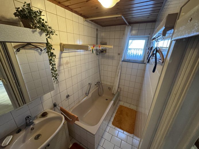Doppelhaushälfte in ruhiger Lage mit Doppelgarage – Foto 10