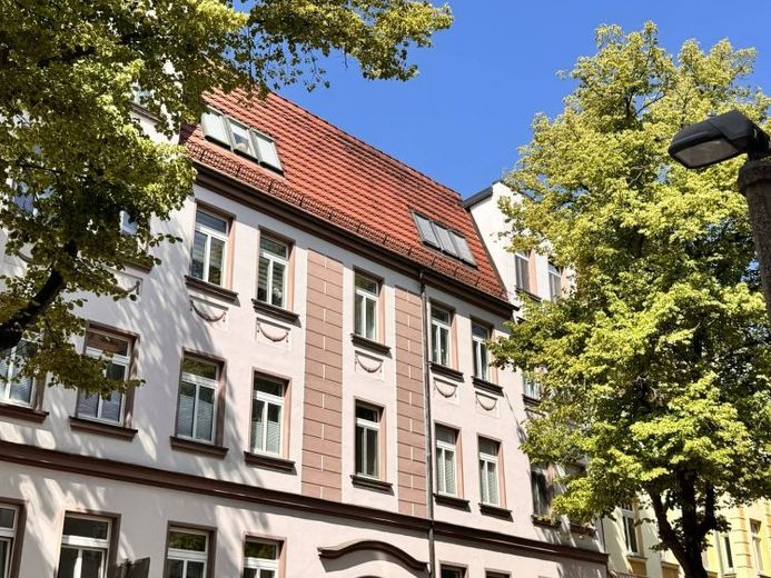 3,5- 4 Zimmerwohnung mit großer Küche – Foto 1