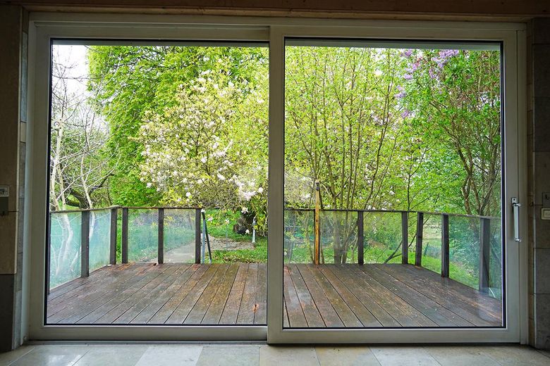 Doppelbungalow mit viel Land und Stallung – Gartenblick, rückwärtig