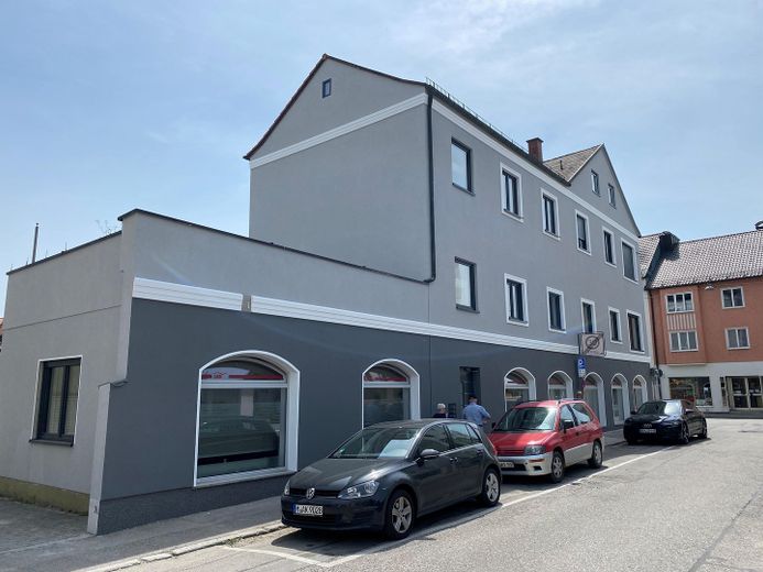 Wohn- und Geschäftshaus mit Ausbaupotential in Bestlage FFB – Foto 2