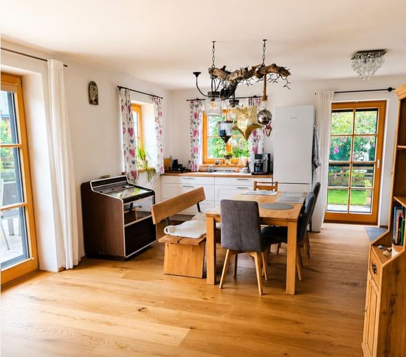 Casa residenziale esclusiva con appartamento indipendente a Kreuth (Scharling) – Foto 3