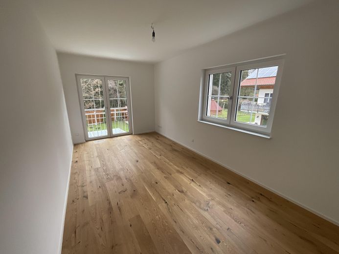 Am Waldrand - 5-Zi.-DHH | Bj. 2022 | 500 m² Grundstück – OG Zimmer 2  - West/Nord