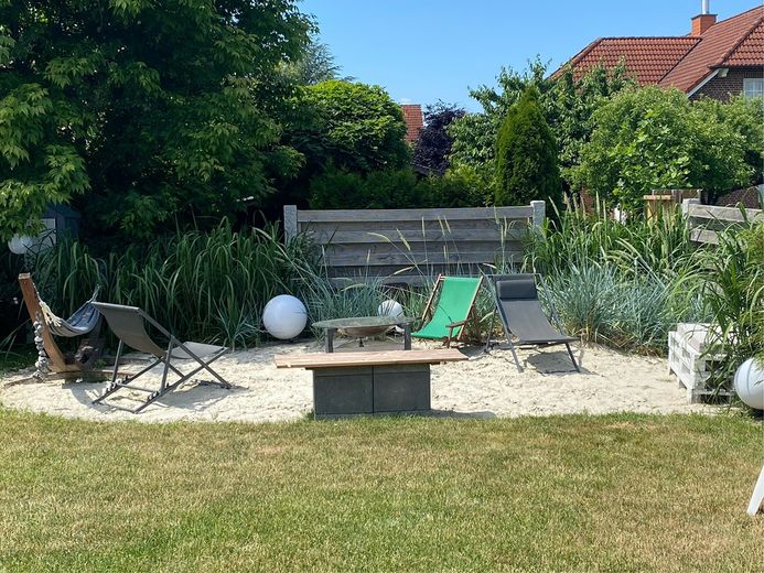 Affascinante casa unifamiliare con bel giardino a Groß Schwülper – Foto 3