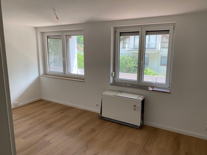 Frisch sanierte 3-Zimmer ETW mit separatem Eingang – Kinderzimmer