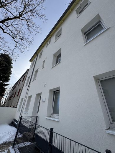 Sanierte und gedämmte Fassade 