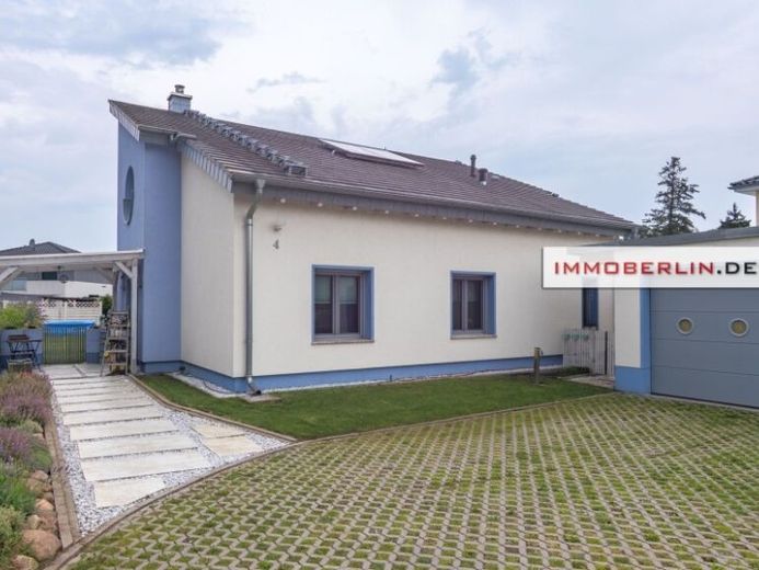 IMMOBERLIN.DE - Wunderbares Einfamilienhaus mit Westgarten & Doppelgarage in Seenähe – Foto 1