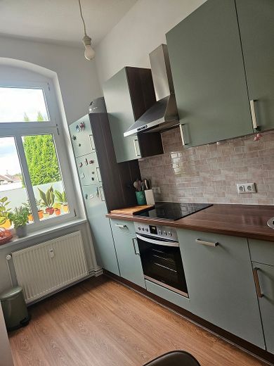 Sueño de edificio antiguo en Mittenwalde: 2 hab., 56 m², suelos de madera, cocina equipada y uso compartido del jardín – Foto 6