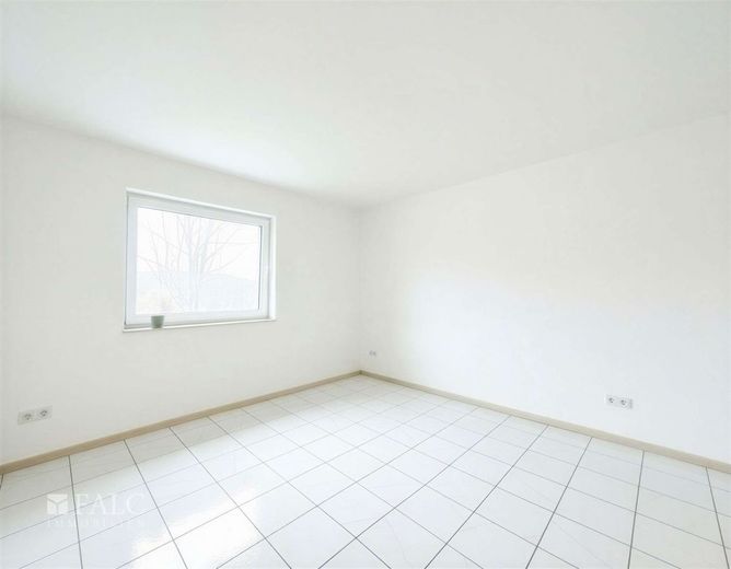 Wohnen auf einer Ebene - 143 m² modernisiert mit Balkon &amp; Garage – Schlafzimmer