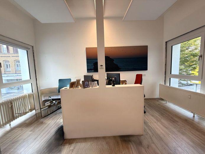 Attraktives Büro auf der Einkaufsstraße in Brühl – Bild4