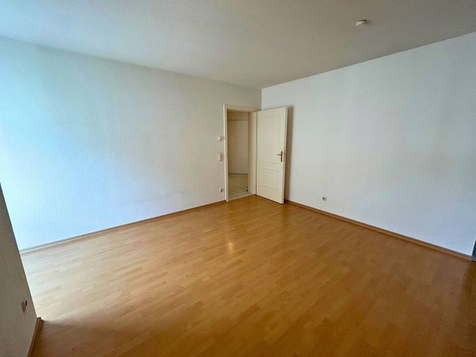 Gezellig appartement met 2 kamers in het noordwesten van Leipzig – Ansicht II: Wohnzimmer