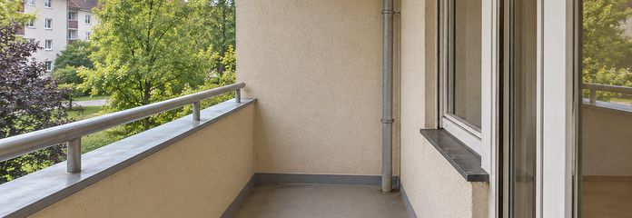 Renovierungsobjekt für große Familie/Kapitalanleger – 4/5-Zimmer-Erdgeschosswohnung Nieder-Eschbach – 1