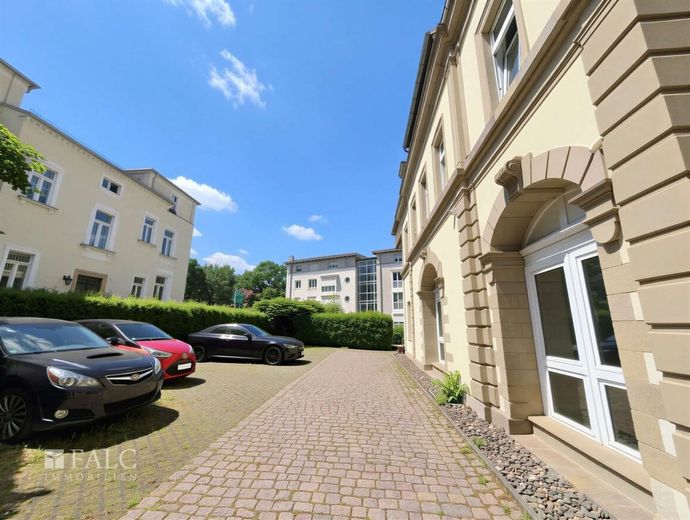 Wohnen mit Charakter! – Hinterhof