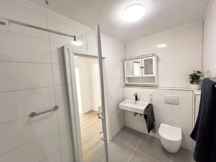 Відремонтована 3-кімнатна квартира з ліфтом, 86 м² – Падерборн-Ельзен, без комісії – Фотографія 6
