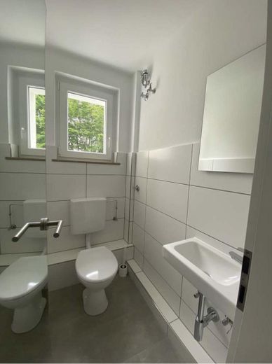 108 square meters in Bielefeld's prime location – Gäste WC