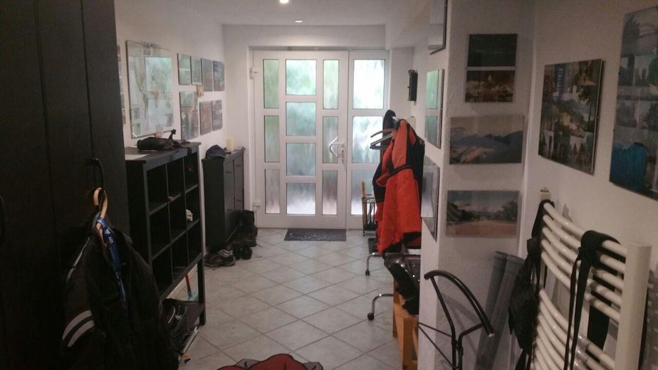 Erdgeschoßwohnung im EFH/ZFH mit Terasse/Garten – Foto 7