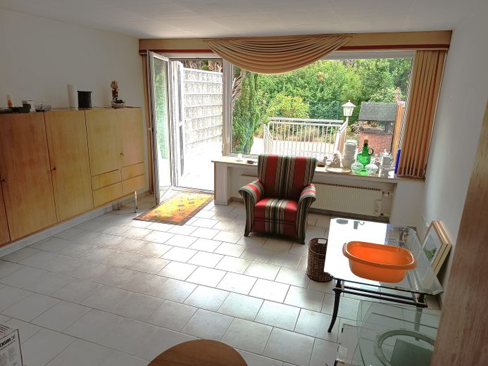 Gepflegtes Reihenmittelhaus in guter Lage in Moers – Wohnzimmer