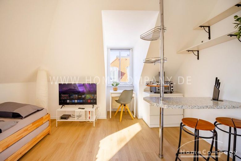 23447 HomeCompany Dresden Möbliert/Furnished Studio Apartment in Dresden mit Balkon Nähe Universität max. 2 Personen – 588fd2438ea26d815078595d440901a4b4f631cc.jpg