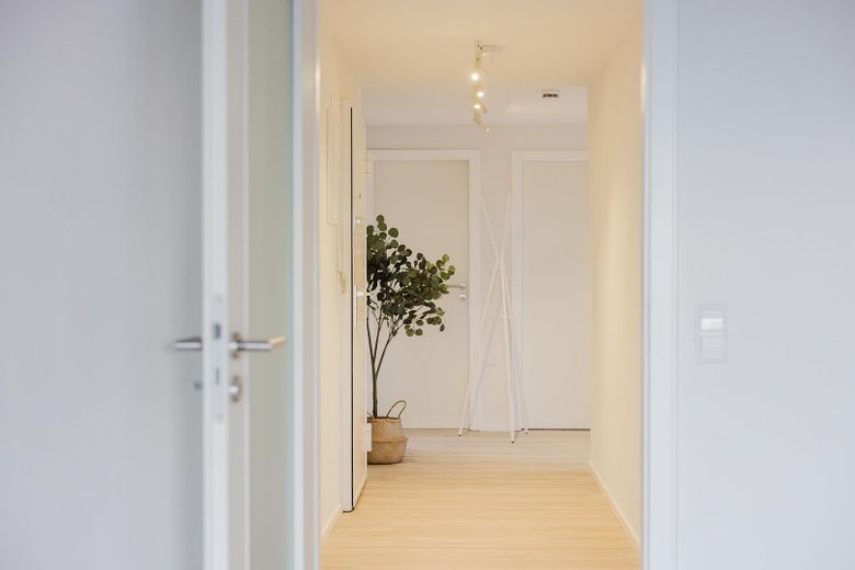 Frisch renovierte und bezugsfertige 3-Zimmerwohnung inkl. Parkplatz und mega Aussicht – Flur