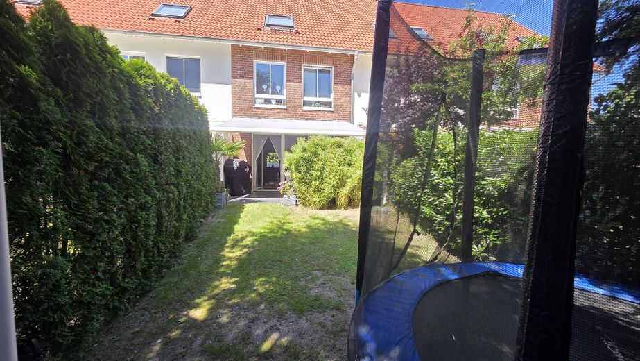 Modern rijtjeshoekhuis in Barsbüttel (hoofdkern)  met parkeerplaats in ondergrondse garage | – Foto 23