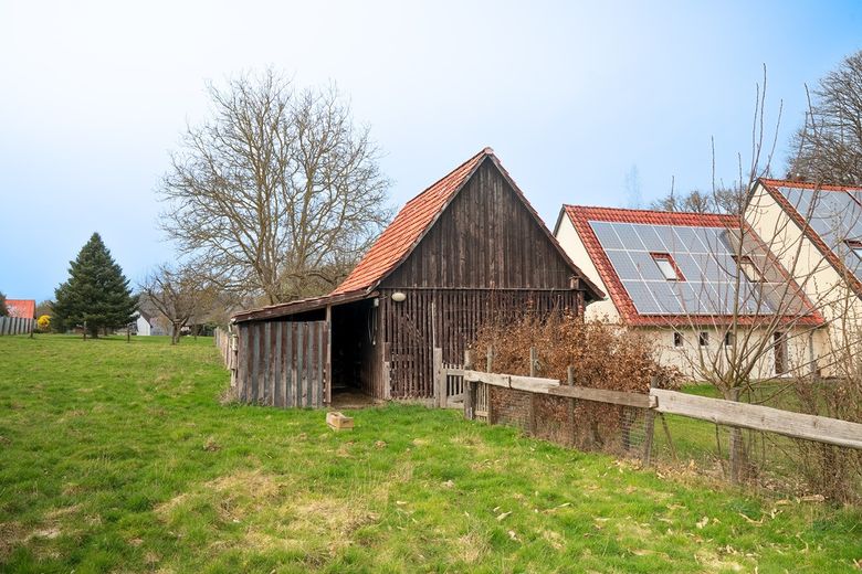 Waldrand‑Forsthaus mit Einliegerwohnung, Scheune & 5.920 m² Grundstück – Effizienzklasse B – Foto 9