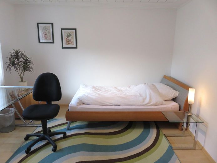 Freistehendes Haus - energetisch saniert - 120 qm – Zimmer 1 EG