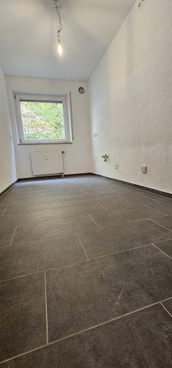 Küche mit allen Anschlüssen